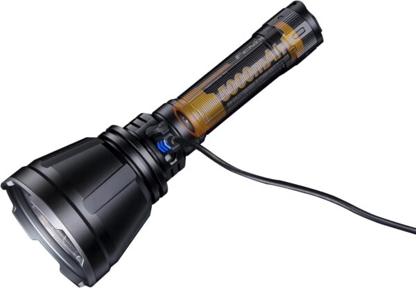 FENIX HT18R, torcia LED ricaricabile ultra luminosa a lungo raggio | 2800 lumen