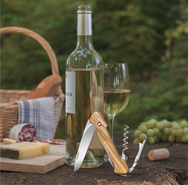 Victorinox, Wine Master, coltellino svizzero con manico in legno